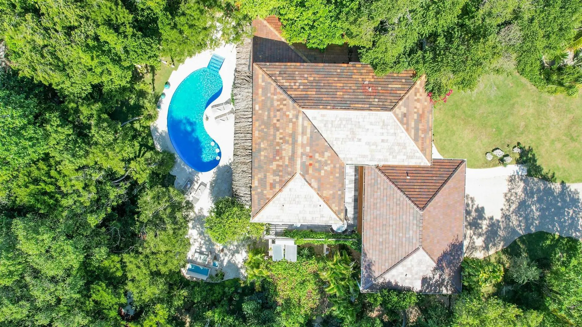 5-Bedroom Pool Villa For Up To 10 People In Puntacana Resort & Club Punta Cana